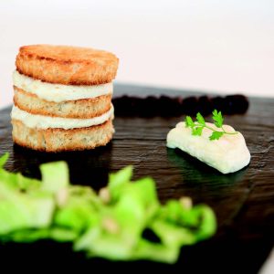 Millefeuille de Rocamadour aux cerises noires
